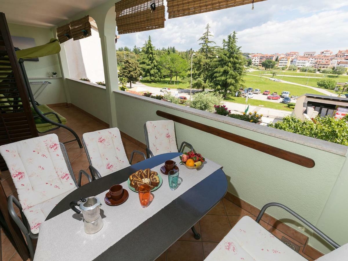 Apartments Nada Врсар Экстерьер фото
