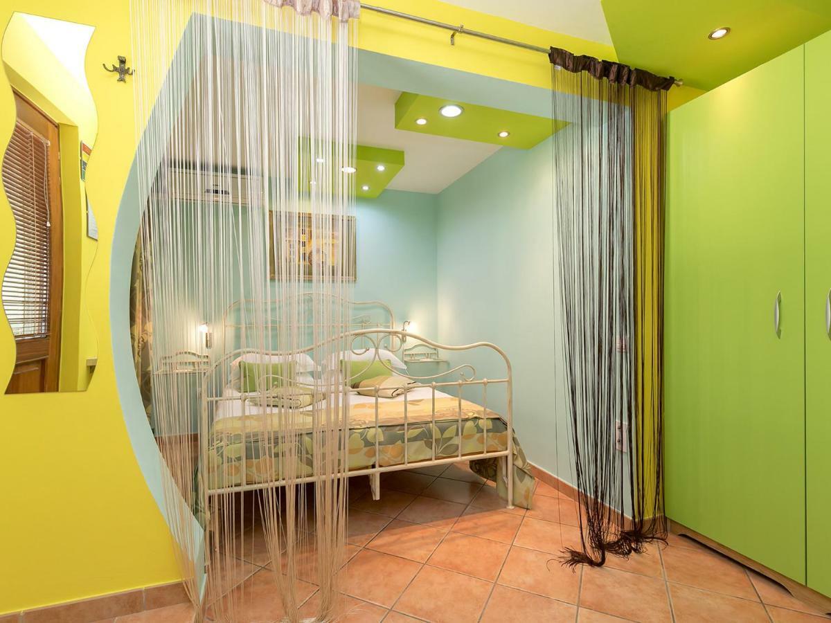 Apartments Nada Врсар Экстерьер фото
