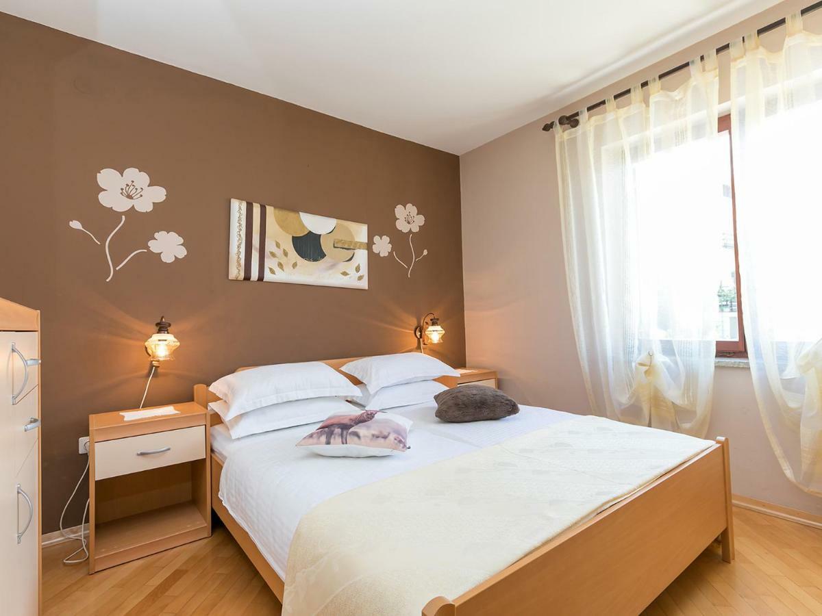 Apartments Nada Врсар Экстерьер фото