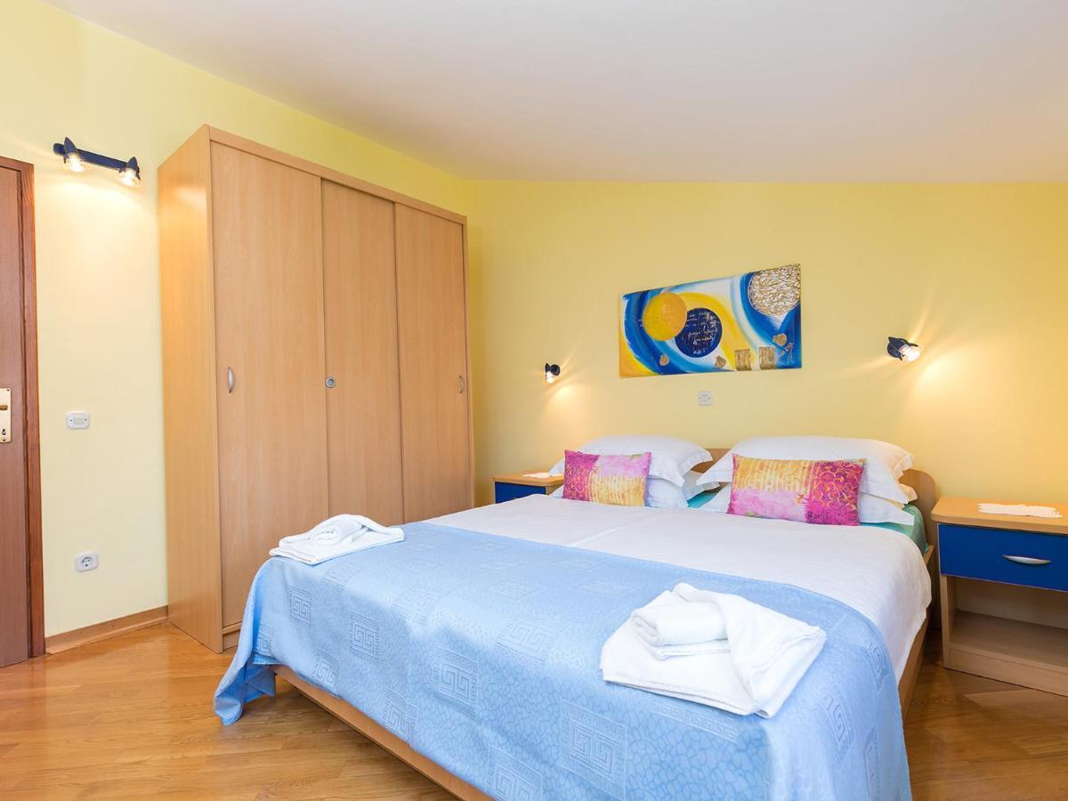Apartments Nada Врсар Экстерьер фото